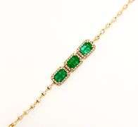 Breathtaking 18kt Yellow Gold Baracelet With  Emerald Gemstones and Round Cut Diamonds