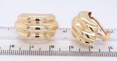 Pleasing High Polished Ribbed Dome Yellow Gold Earrings