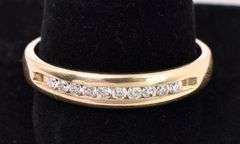 Elegant Diamond Ring In 14K Yellow Gold