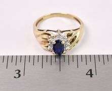 Elegant Blue Sapphire Ring In Yellow Gold