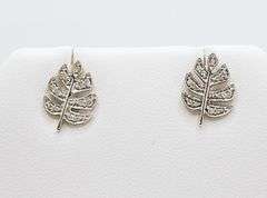 Naturalistic Diamond Studded 18k White Gold Leaf Earrings