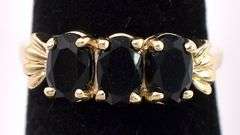Lovely Black Gemstone Ring In Yellow Gold