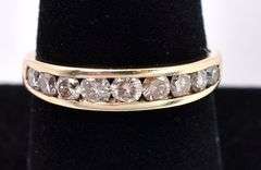 Elegant Diamond Ring In 14K Yellow Gold