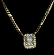 CLASSY CUBIC ZIRCONIA PENDANT SET IN 14K YELLOW GOLD