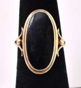 Vintage Black Onyx Ring In Yellow Gold