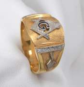Nicely Styled Masonic Ring