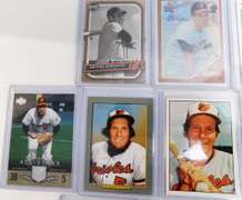 Great Lot of 13 Brooks Robinson Baseball Cards