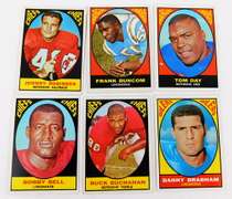 6 Topps 1967 Football Cards