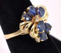 Stunning Blue Sapphire Ring In 14K Yellow Gold