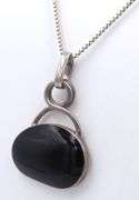 Vintage Italian 925 Sterling Silver Black Onyx pendant on Chain Necklace