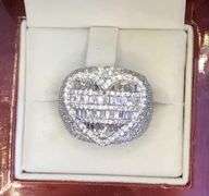 4.50 CARAT DIAMOND HEART RING IN SOLID WHITE GOLD!!!
