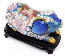 Wonderful Vintage Chinese Cloisonne Pig w/Stand