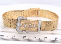 Attractive Yellow Gold Diamond Buckle Bracelet