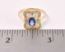 Beautiful Blue Sapphire Ring In 14K Yellow Gold