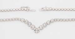 Stunning 3.06CTW Diamond Tennis Necklace