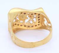 Incredible 21kt Set of Flower Enamel Necklace and Ring and Earrings