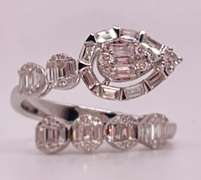 BEAUTIFUL 18KT SOLID WHITE GOLD & DIAMOND BAND RING