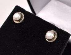 Pearl Earrings In Sterling Silver