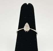 Wonderful Oval Diamond Cluster 18k White Gold Ring