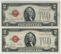 Crisp Uncirculated pair of 1928-G Series $2 Red Seal Notes