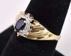 Elegant Blue Sapphire Ring In Yellow Gold