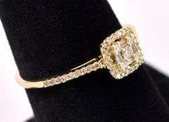 Amazing Diamond Ring In Yellow Gold