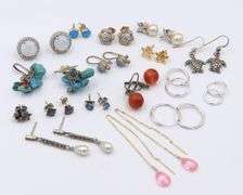 Group Lot of Vintage 925 Sterling Silver Earrings