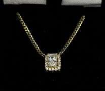 CLASSY CUBIC ZIRCONIA PENDANT SET IN 14K YELLOW GOLD