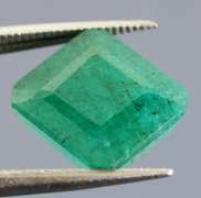 Gorgeous 5.02ct rich green Zambian Emerald