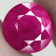 Violet red 2.61ct Winza Ruby