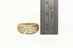 14K Yellow Gold Textured Greek Wave Pattern Graduated Band Ring