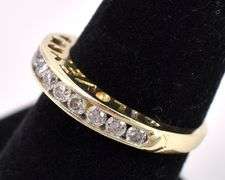 Lovely Diamond Ring In Yellow Gold