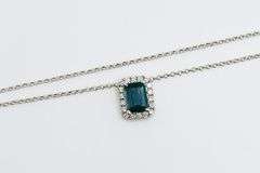 Pleasing 18kt White Gold Necklace with Saphire and Diamond Rectangular Pendant