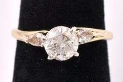 Gorgeous Diamond Ring In 14K Yellow Gold