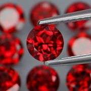 Premium 7.12ct solitaire cut cherry red Garnet set
