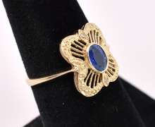 Beautiful Blue Sapphire Ring In 14K Yellow Gold