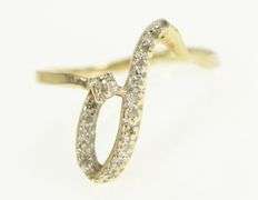 10K Yellow Gold Vintage Wavy Diamond Curvy Statement Ring