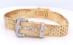 Attractive Yellow Gold Diamond Buckle Bracelet