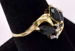 Unique Blue Sapphire Ring In Yellow Gold