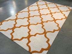 Hand Made  Wool Rug 5X8