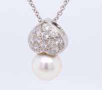 Favorite 18kt Pave Diamond Heart & Pearl Necklace