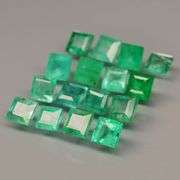 Vivid! Top green 3.37ct Colombian Emerald set