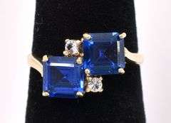 Stunning Blue Sapphire Gem Ring In Yellow Gold