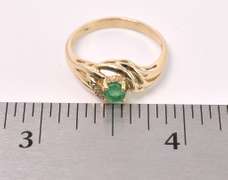 Simply Beautiful Emerald Ring In 14K Yellow Gold