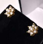 Lovely Diamond Flower Earrings In 14K Yellow Gold