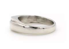 Majestic Platinum Diamond Solitaire Ring