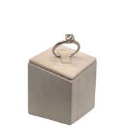 14K WHITE GOLD ENGAGEMENT RING WITH DIAMOND