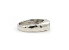 Majestic Platinum Diamond Solitaire Ring