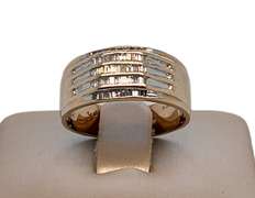 14K YELLOW GOLD VINTAGE RING WITH DIAMONDS