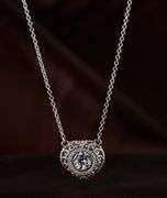 Vintage look detailed Pendant
